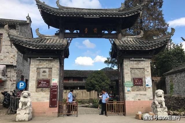 詹姆斯“越权”加深主教练哈姆的信任危机,杜兰特挑战goat遭群嘲